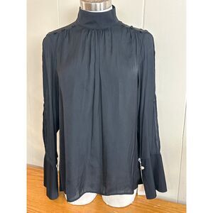 A.n.d ea wy Top‎ Women's Medium